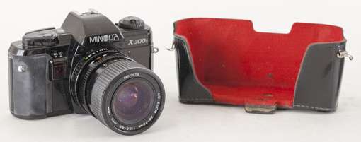 Obraz pod tytułem "aparat foto Minolta X-300s"